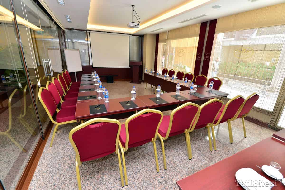 Golden Rest Hotel